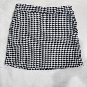 Sugarlips Black and White Houndstooth Mini Pencil Skirt